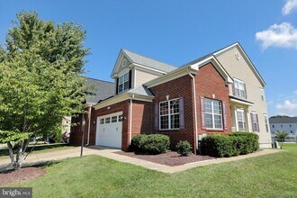 1028 Llano Dr in La Plata, MD - Building Photo - Building Photo