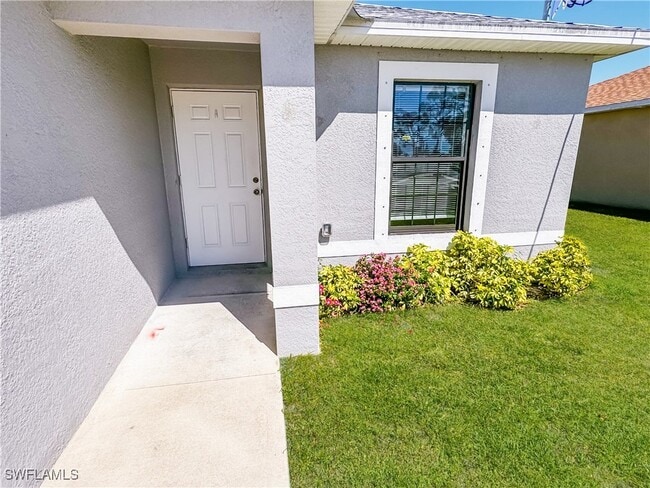 property at 2003 Chiquita Blvd S