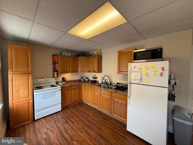 2441 Perkiomen Ave in Mount Penn, PA - Building Photo - Building Photo