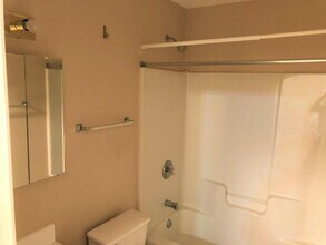 39 Emmett Freeman Rd in Senoia, GA - Building Photo - Building Photo