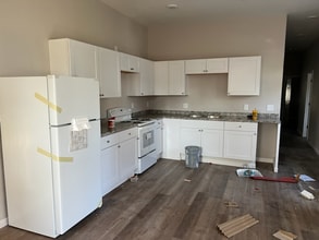 817 E B St, Unit A1 in Pueblo, CO - Building Photo - Building Photo