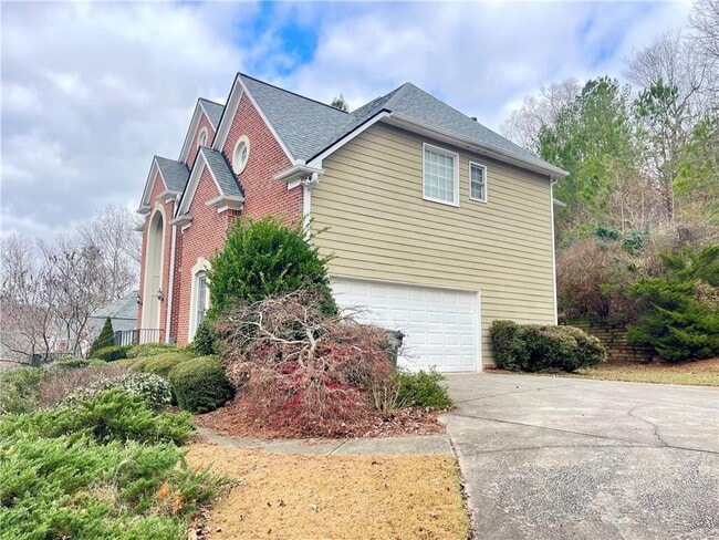 555 Vinings Springs Dr SE in Mableton, GA - Building Photo - Building Photo