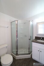 324-324 7th St in Ramona, CA - Foto de edificio - Building Photo