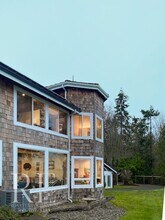 31710 Sunrise Beach Ct NE in Kingston, WA - Building Photo - Building Photo