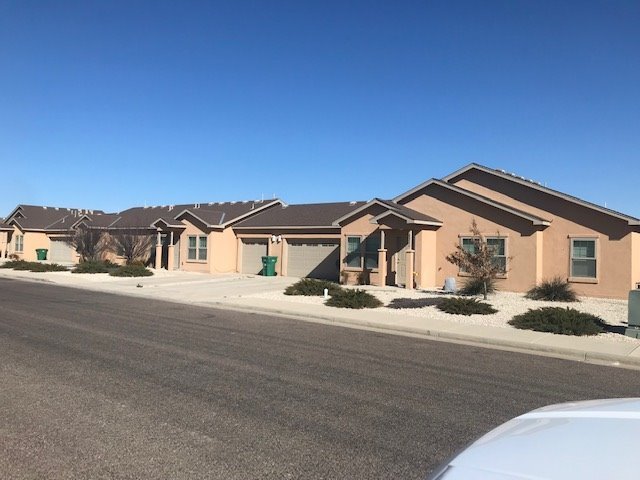 property at 2307 N Juniper Ln