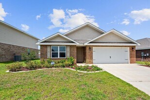 816 Moorhen Way in Crestview, FL - Building Photo