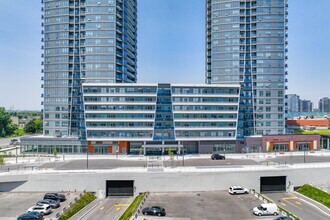 Promenade Park Towers in Vaughan, ON - Building Photo - Building Photo