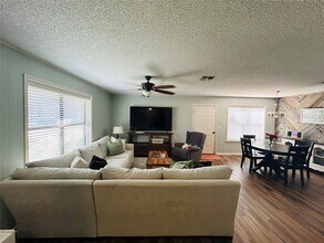 108 Creek Bend Ln in Columbus, TX - Building Photo - Building Photo