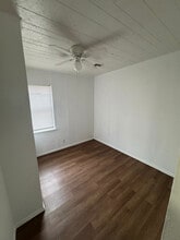 1702 S 7th St in Chickasha, OK - Building Photo - Building Photo