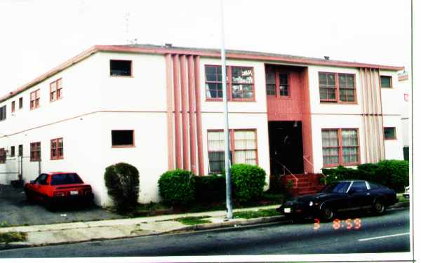 5320-5322 W San Vicente Blvd in Los Angeles, CA - Building Photo - Building Photo