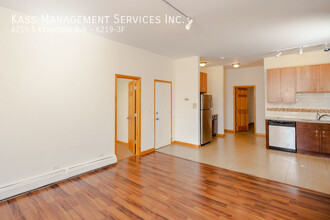 6219 S Kenwood Ave in Chicago, IL - Building Photo - Building Photo
