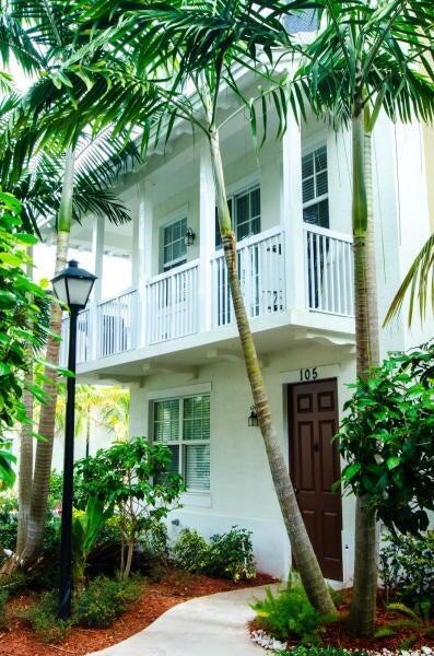 property at 105 E Coda Cir