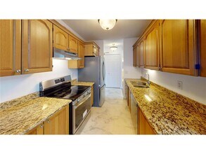 1425 W 28th St in Minneapolis, MN - Building Photo - Building Photo