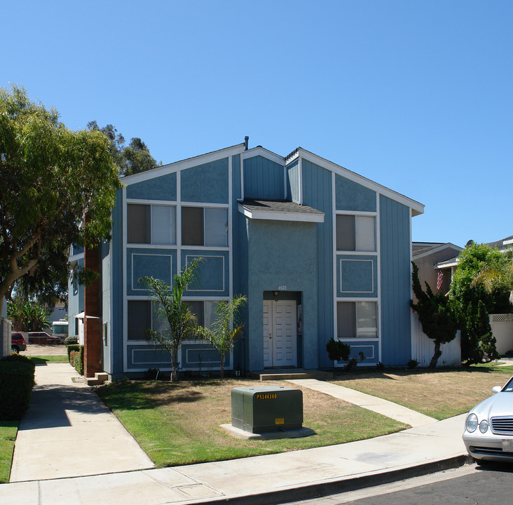 4822 Neely Cir in Huntington Beach, CA - Building Photo