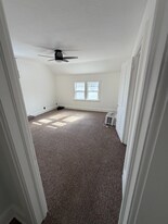 731 Wisconsin Ave, Unit Unit 2 in Beloit, WI - Building Photo