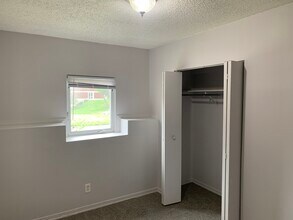 322 Cottage Ave E, Unit #2 in St. Paul, MN - Building Photo - Building Photo