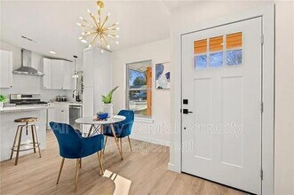 810 Sahara Ave in Austin, TX - Building Photo - Building Photo