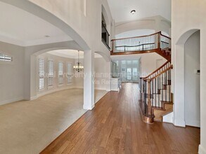 6033 Gentle Way in Plano, TX - Building Photo - Building Photo