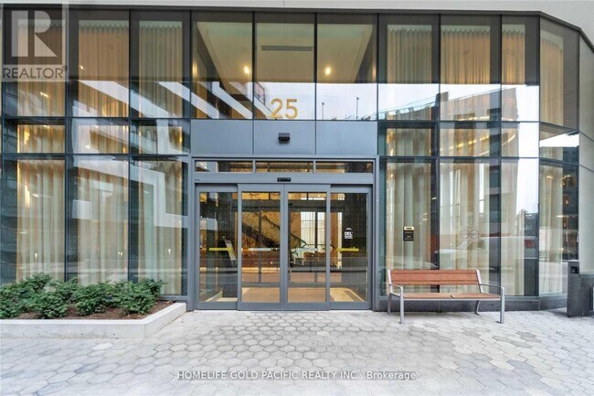 25 Adra Grado Way in Toronto, ON - Building Photo - Building Photo