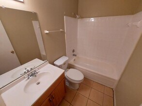 2731 Willow Run in Orlando, FL - Building Photo - Building Photo