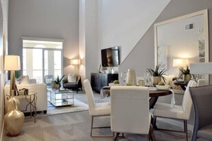 9065 Sydney Ct in San Diego, CA - Building Photo