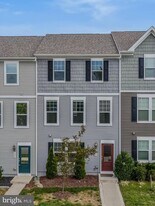 179 Presidents Pointe Ave in Ranson, WV - Building Photo