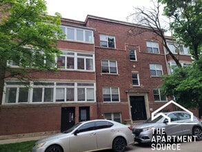 7511 N Greenview Ave in Chicago, IL - Building Photo - Building Photo