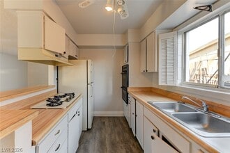 4417 Berkley Ave in Las Vegas, NV - Building Photo - Building Photo