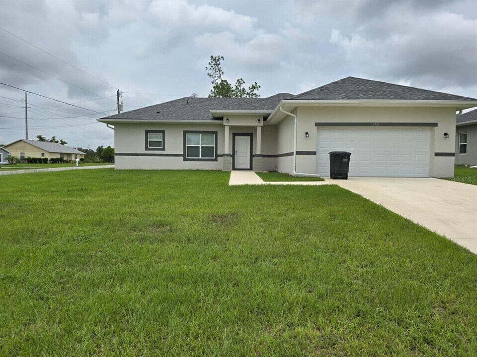 2776 SW 142nd Ln in Ocala, FL - Foto de edificio
