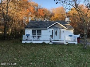 105 Butler Blvd in Berkeley Township, NJ - Building Photo - Building Photo