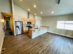 2494 Conestoga St in South Lake Tahoe, CA - Building Photo - Building Photo