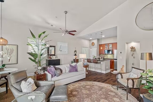 property at 635 N Alexander St