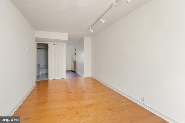 property at 258 S 9th St