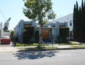 1178 N Normandie Ave in Los Angeles, CA - Building Photo - Building Photo