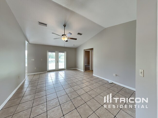 9515 27th Ave E in Palmetto, FL - Building Photo - Building Photo