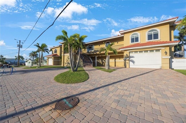 property at 736 Pruitt Dr