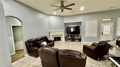 12315 Crescent Mountain Ln in Humble, TX - Building Photo - Building Photo