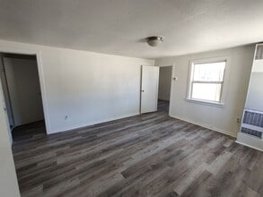 356 Division St in Klamath Falls, OR - Building Photo - Building Photo