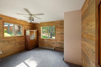 990 White Basin Rd in Kalispell, MT - Building Photo - Building Photo