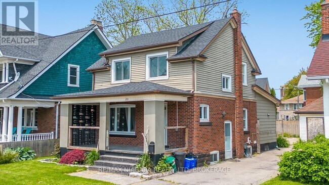 20 Randolph St in Welland, ON - Building Photo - Building Photo