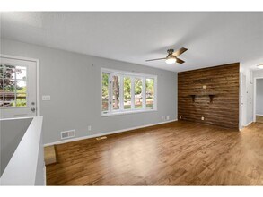 2586 Martin Way in White Bear Lake, MN - Building Photo - Building Photo