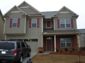 3525 Fallen Oak Ln in Buford, GA - Building Photo