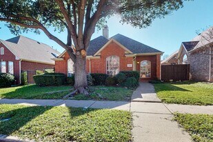 2710 Mum Dr in Richardson, TX - Building Photo