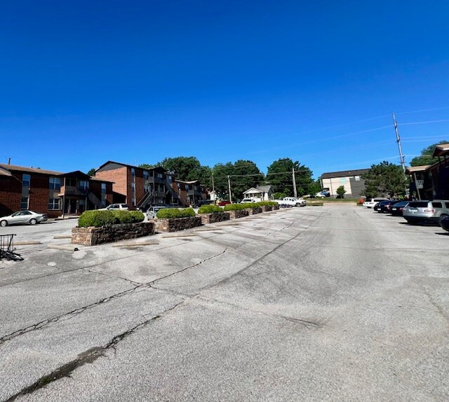 920 N Leverett Ave in Fayetteville, AR - Building Photo