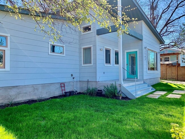 property at 1163 Alamo St