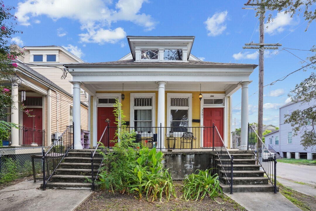 3301 Banks St in New Orleans, LA - Building Photo