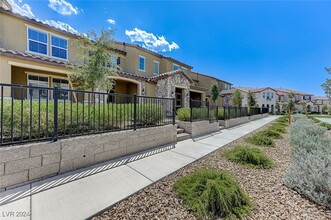 3572 Sorridere Ln in Henderson, NV - Building Photo - Building Photo