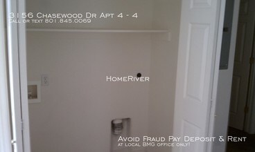3156 Chasewood Dr-Unit -4 in Ammon, ID - Building Photo - Building Photo