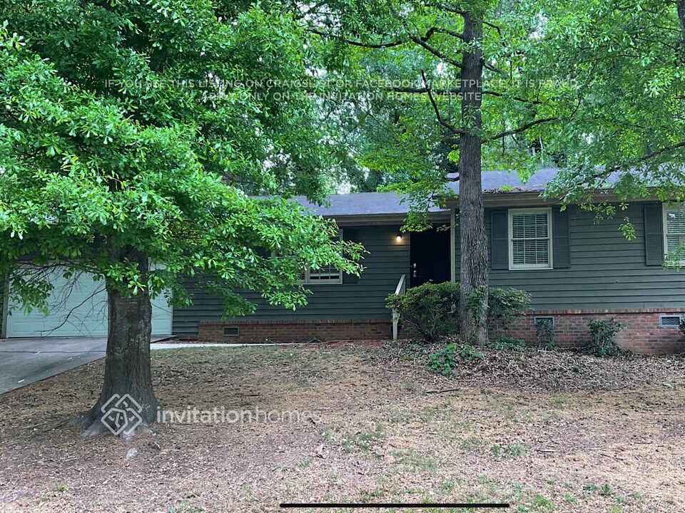 700 Greenview Ave SE in Conyers, GA - Building Photo
