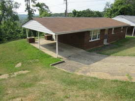 3258 8th St in Huntington, WV - Building Photo